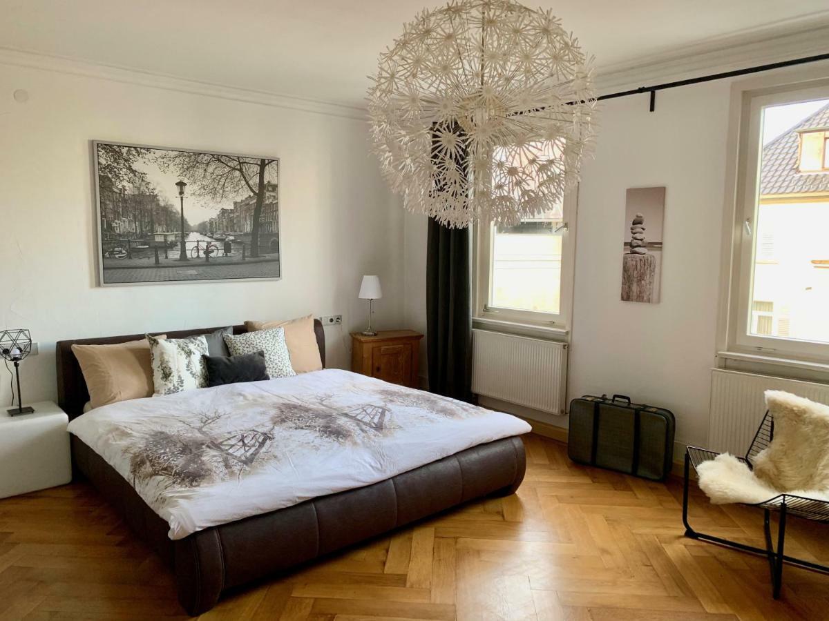 Deluxe Business City Apartments Metzingen Villa Landenberger Екстер'єр фото
